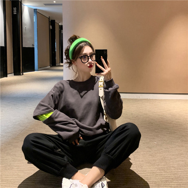 Széles sport-hétköznapi pulóver két színben