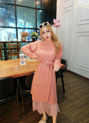 Дълга плетена рокля с колан и тюл