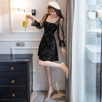 Rochie de dama eleganta cu efect stralucitor si decolteu patrat in negru