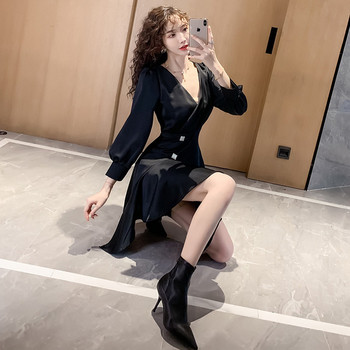 Rochie de dama asimetrica model nou cu decolteu spitz de culoare neagra