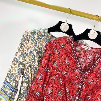 Rochie scurta de dama cu decolteu spitz cu model colorat in doua culori