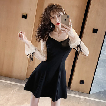 Rochie modernă de damă cu decolteu spitz și perle pe mâneci de culoare neagră