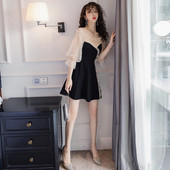 Rochie de dama de nou model la zi cu decolteu barca si tul de culoare neagra