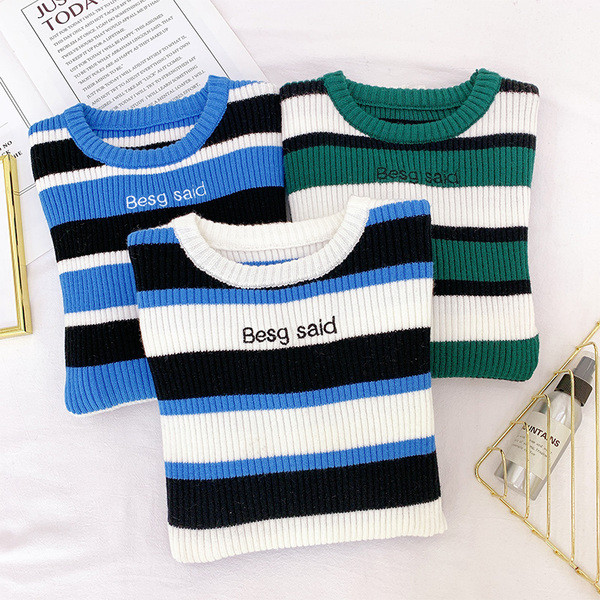 Pulover de dama in dungi cu decolteu rotund in mai multe culori