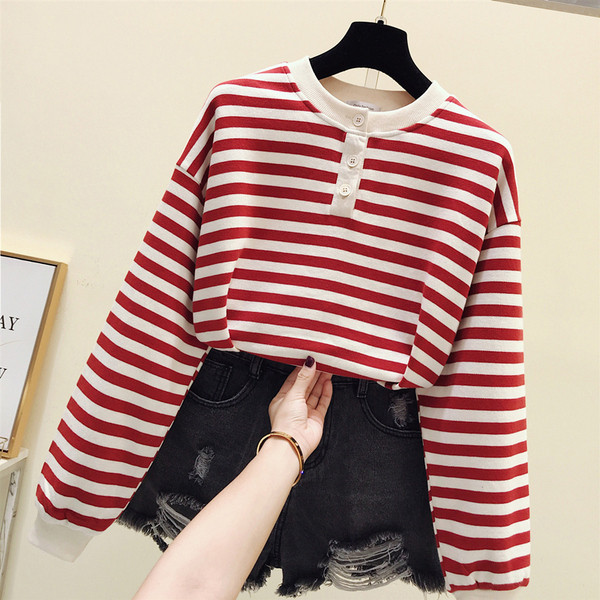 Pulover de dama modern in dungi cu nasturi si maneci lungi in trei culori