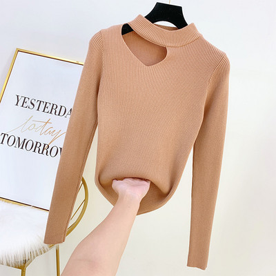 Modern női blúz több színben kivágott résszel