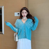 Vesta de dama cu guler spitz si tul in alb si albastru