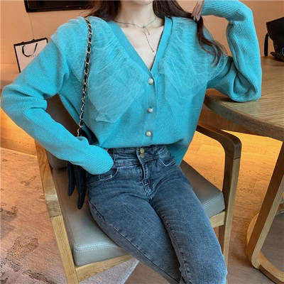 Vesta de dama cu guler spitz si tul in alb si albastru