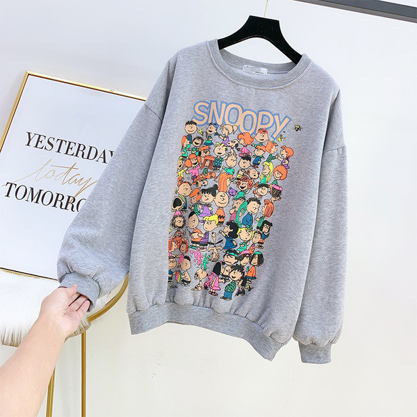 Modern női blúz rátéttel és kerek nyakkivágással, három színben