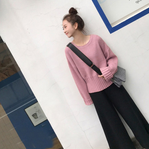 Női pulóver széles ujjal, többféle színben