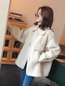 Palton de dama toamna-iarna model larg in maro si alb