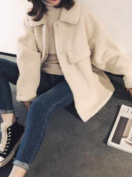 Palton de dama toamna-iarna model larg in maro si alb