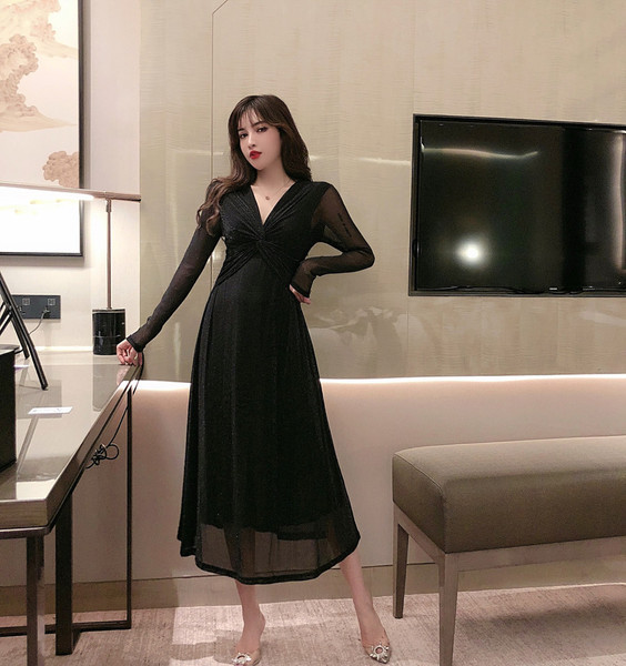 Rochie lungă, moale, cu decolteu spitz în trei culori