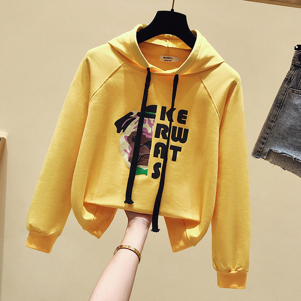 Hanorac casual dama cu gluga si aplicatie in galben si rosu