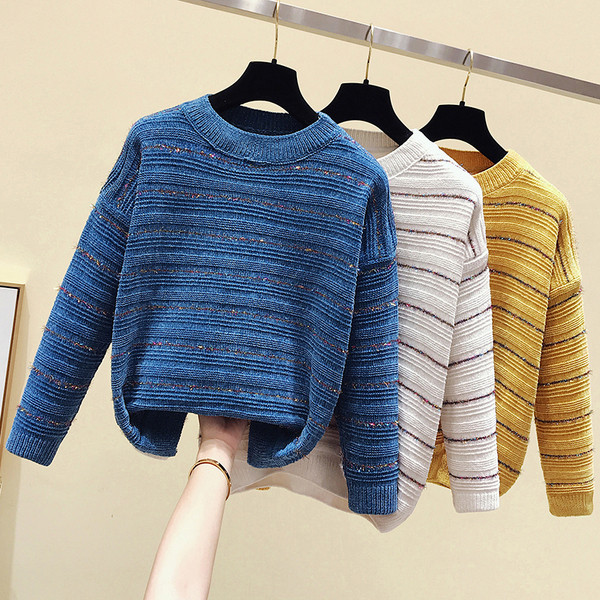 Pulover casual de dama cu efect stralucitor si decolteu oval in trei culori