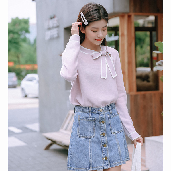 Bluză de damă modernă cu panglică în roz și albastru