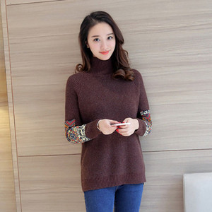 Pulover de dama modern cu guler inalt si crapata