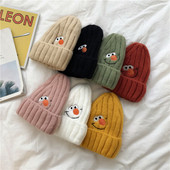 Palarie casual dama de iarna cu broderie in mai multe culori