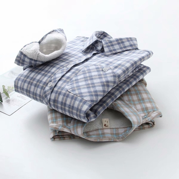 Camasa de dama in carouri model nou cu buzunar si guler clasic in alb, albastru si verde