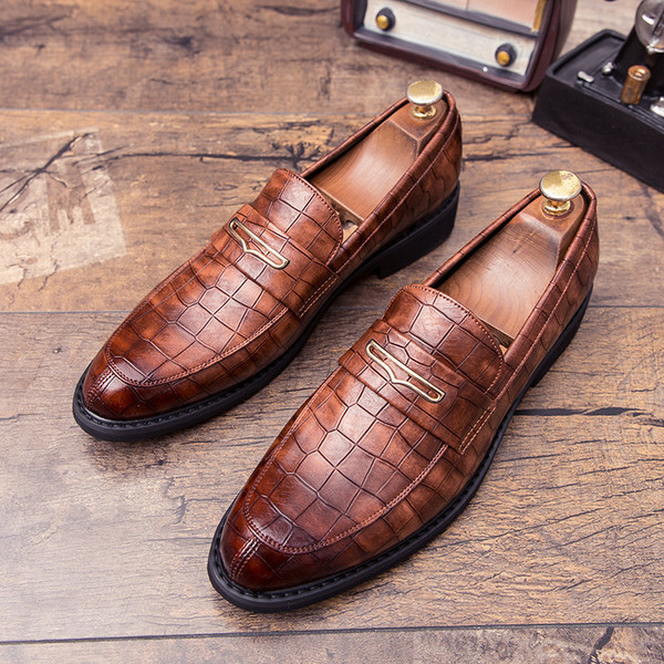 Pantofi eleganti pentru barbati din imitatie de piele in trei culori