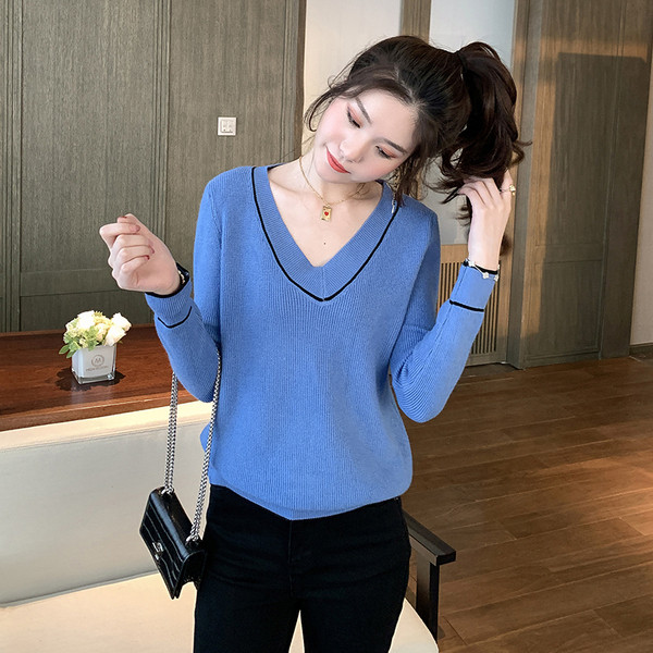 Bluză casual de damă cu decolteu în V în negru, alb, verde, albastru și bej