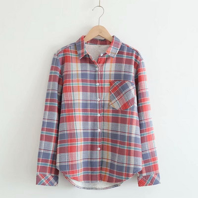 Cămașă casual de damă în carouri cu buzunar și nasturi în roșu și albastru