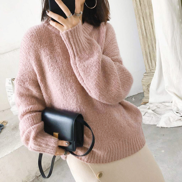 Pulover de iarnă de damă cu decolteu rotund în culorile alb, portocaliu, roșu și verde