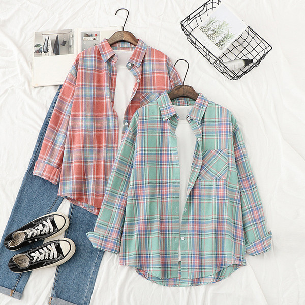 Új modell női kockás ing zsebbel és gombokkal, kék, zöld és piros színben