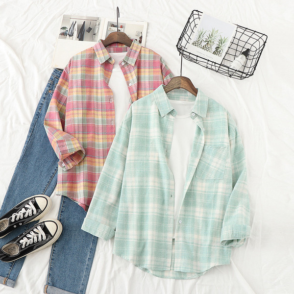 Cămașă casual de damă în carouri, cu guler și buzunar clasic, în verde și roz