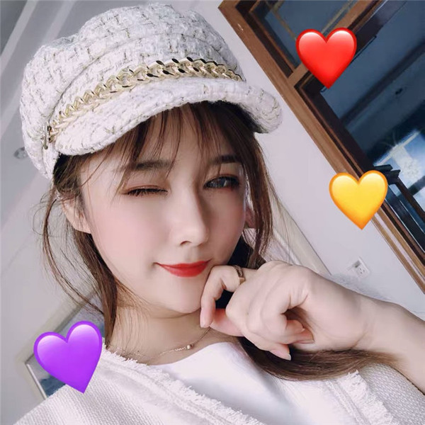 Palarie eleganta de dama cu lant metalic in trei culori