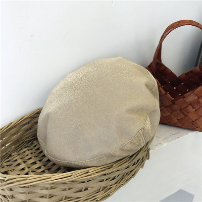 Bereta dama cu efect stralucitor in trei culori