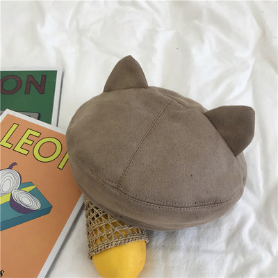 Pălării moderne de damă cu element 3D în mai multe culori