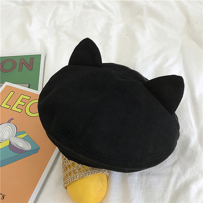 Pălării moderne de damă cu element 3D în mai multe culori