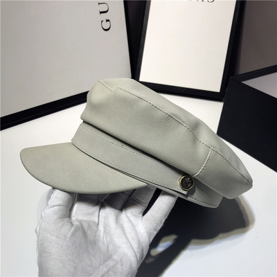 Öko bőrből készült modern női sapka napellenzővel több színben