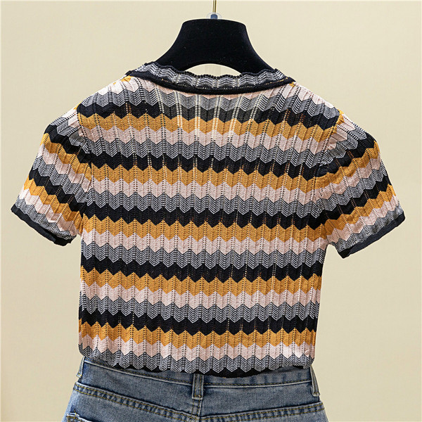 Rövid ujjú női kötött blúz