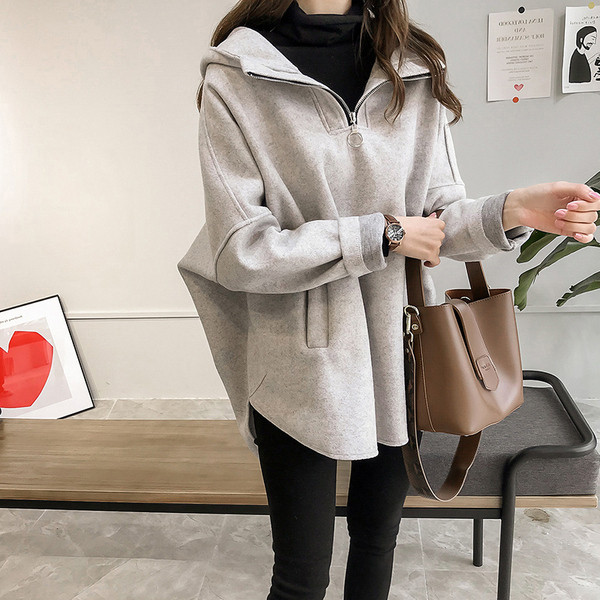 Hanorac casual dama cu model cu fermoar larg in albastru, galben si alb