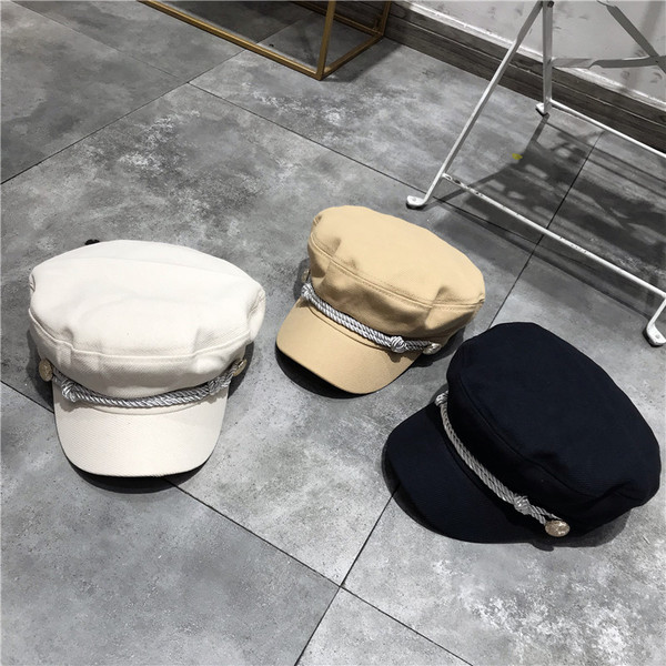 Palarie de dama moderna cu vizor in trei culori