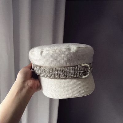 Palarie eleganta de dama cu catarama si pietre decorative in alb si negru