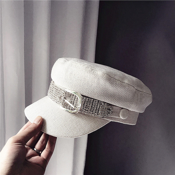 Palarie eleganta de dama cu catarama si pietre decorative in alb si negru