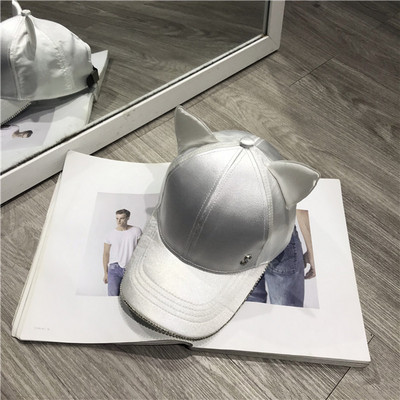 Palarie moderna de dama cu element 3D si pietre in patru culori