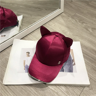 Palarie moderna de dama cu element 3D si pietre in patru culori