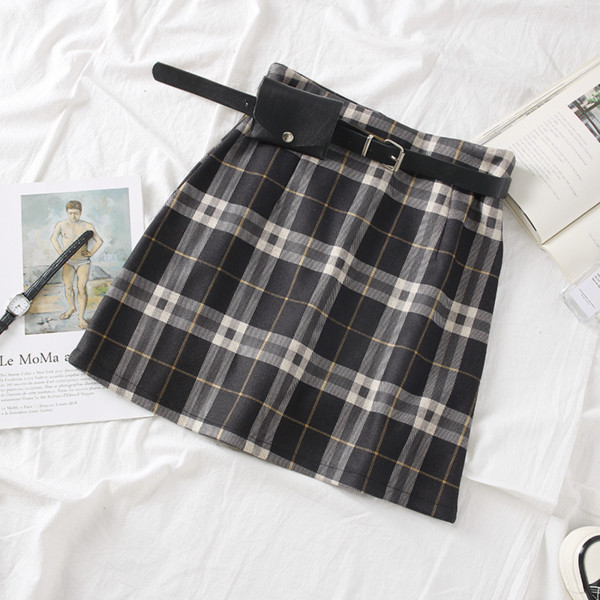 Fusta de dama in carouri modern model nou cu curea in maro si negru