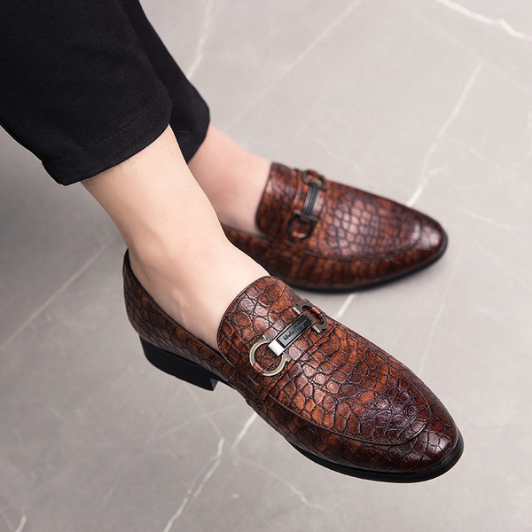 Pantofi barbati eleganti din imitatie de piele in trei culori cu element metalic