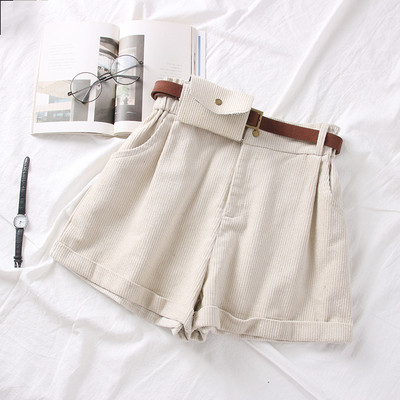 Divatos női rövidnadrág övvel és magas derékkal, fekete, barna és bézs színben