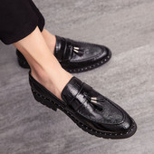 Pantofi eleganti pentru barbati in negru cu ciucuri