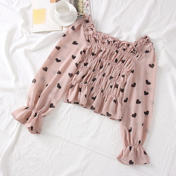 Új modell aktuális női blúz szívecskékkel és csónakos nyakkivágással, rózsaszín, fekete és bézs színben