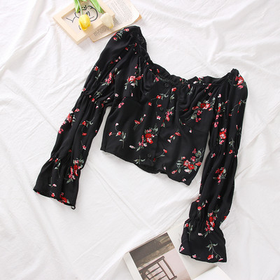 Bluză de damă modernă cu umerii goi și motive florale în maro și bej