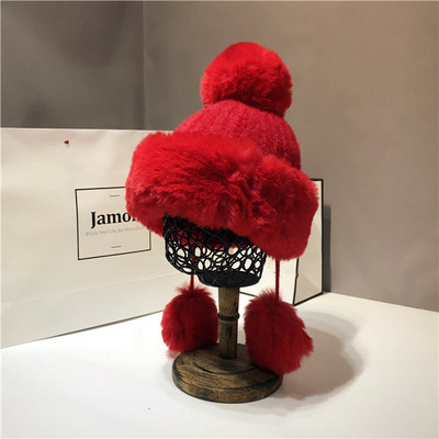 Palarie de iarna de dama moderna cu puf in mai multe culori