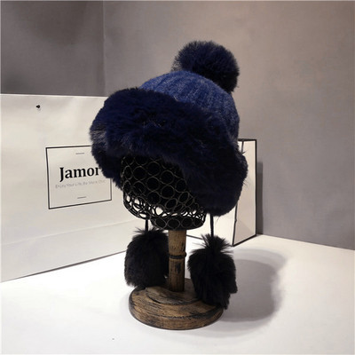 Palarie de iarna de dama moderna cu puf in mai multe culori