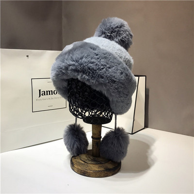 Palarie de iarna de dama moderna cu puf in mai multe culori